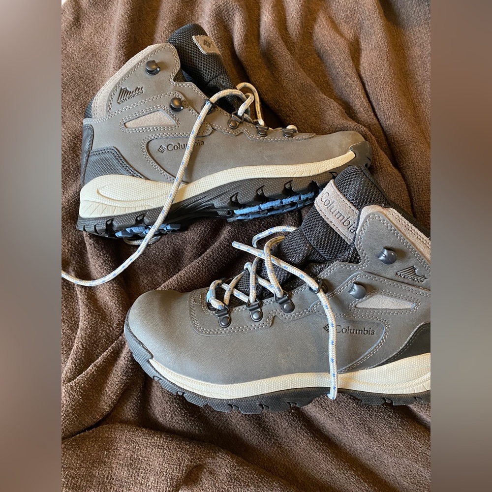 Columbia Newton Ridge Hiking Boot